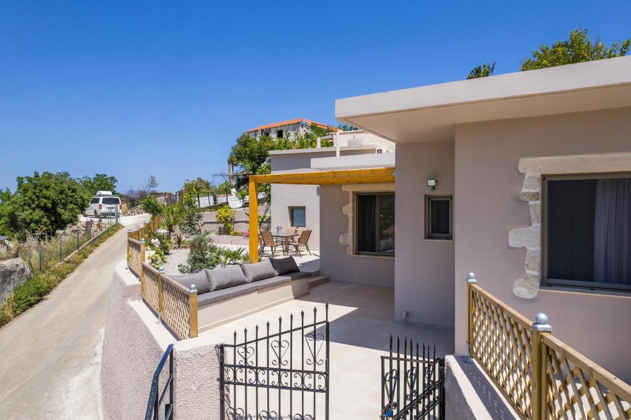 Villa Eva Provarma Exterior photo