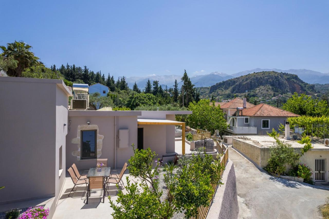 Villa Eva Provarma Exterior photo